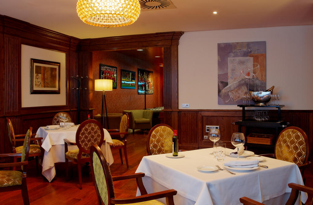 Hotelsefutbol Las Rozas Exteriör bild