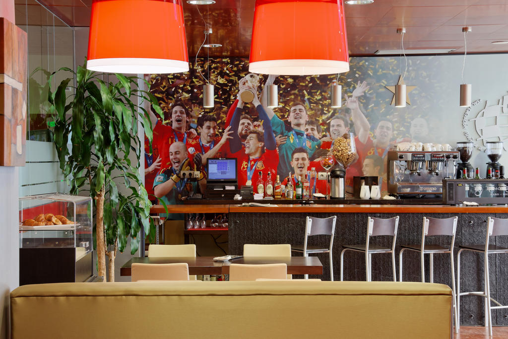 Hotelsefutbol Las Rozas Exteriör bild