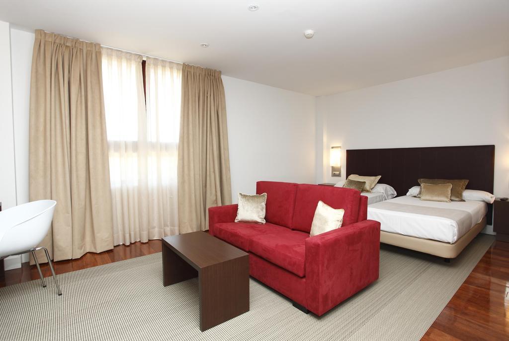 Hotelsefutbol Las Rozas Exteriör bild